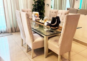 Dinning Table