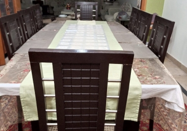 Heavy duty Dinning set for a family of 8 people